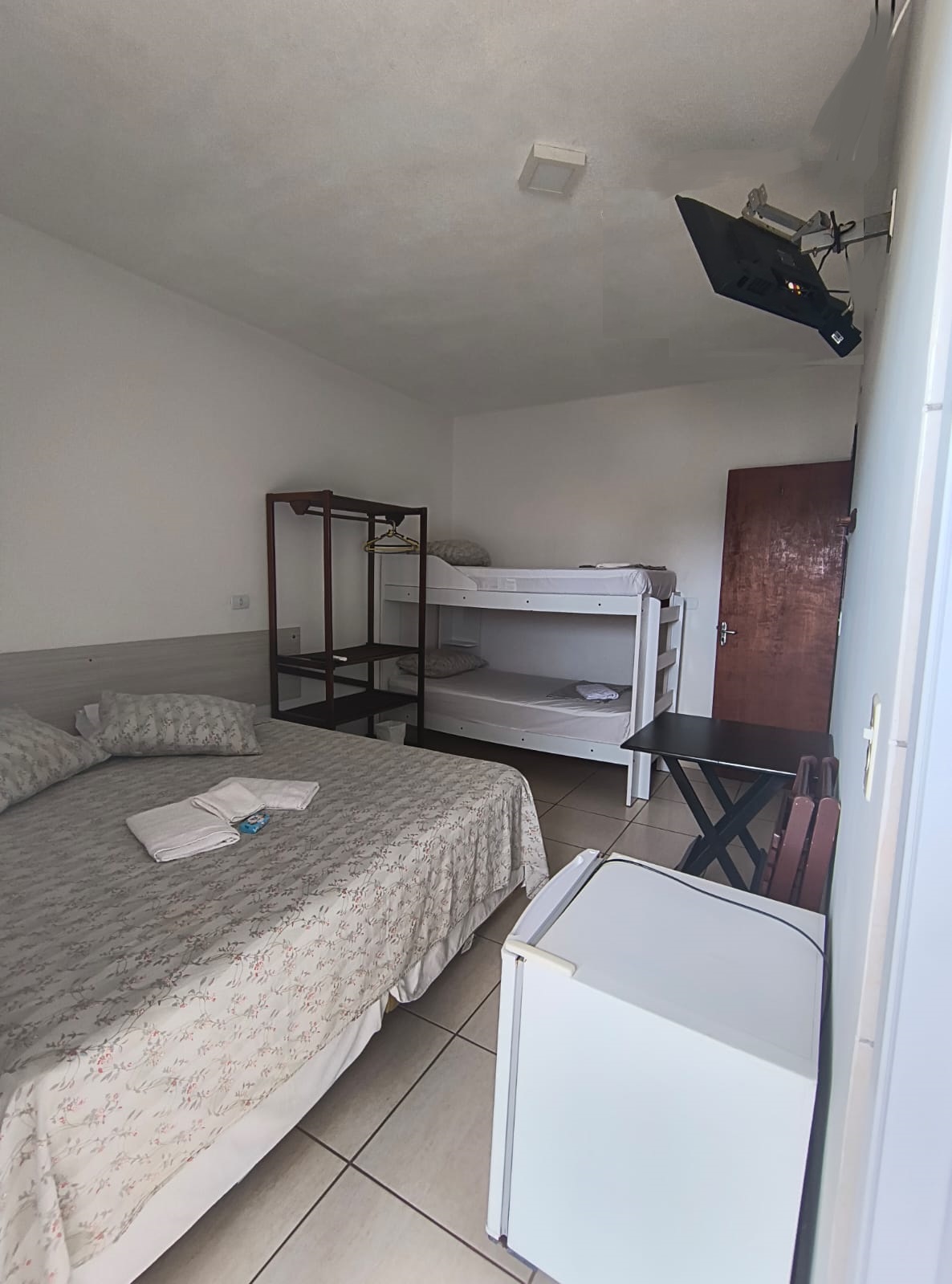 Suíte lateral com vista 4 pessoas